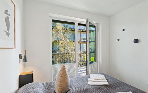 Seeflair: Design Intérieur, Mur, Chambre, Bois, Meubles, Lit, Plafond, Sol, Domicile, Literie