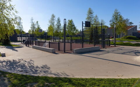 Seetraum: Espace Public, Composite, Parc, Pôle, Ombre, Passerelle, Clôture