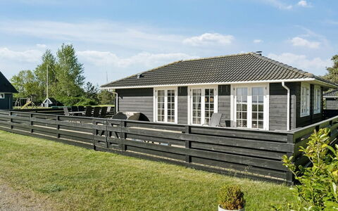 Dietke - 85M from the Sea: Bleu, Chalet, Maison, Domicile, Ferme, Biens, Siding