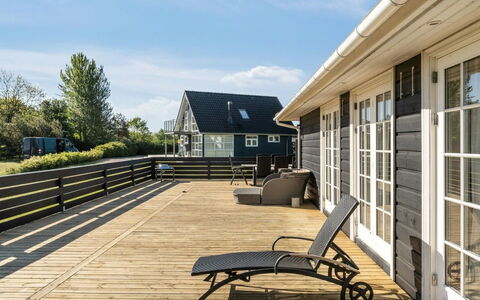 Dietke - 85M from the Sea: Bleu, Chalet, Maison, Domicile, Ferme, Biens, Siding