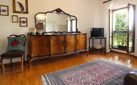 Casa Ines, Feltre: Meubles, Design Intérieur, Sol, Bois, Sol, Éclairage, Pièce, Cadre, Domicile, Salon