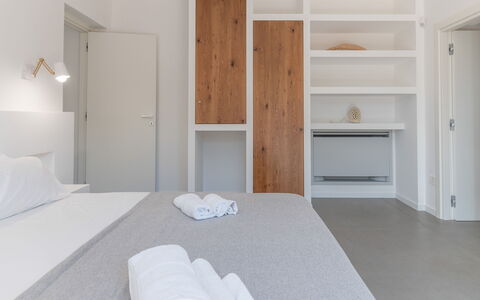 Casa Vita Bella: Bois, Sol, Sol, Design Intérieur, Plafond, Pièce, Appartement, Chambre, Lit, Tache De Bois