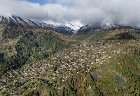 L'Eden 10: Montagnes Relief, Montagne, Montagnes, Paysage, Colline, Station De Montagne, Chaîne De Montagnes, Vallée, Forêt, Pente