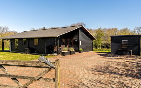 Jaane - 250M to the Fjord: Chalet, Arrière-Cour, Cour, Batiments Jardin, Cabanon, Siding, Mobilier De Jardin, Cabane En Rondins, Structure En Plein Air, Cabane