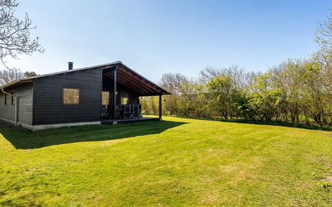 Jaane - 250M to the Fjord: Chalet, Arrière-Cour, Cour, Batiments Jardin, Cabanon, Siding, Mobilier De Jardin, Cabane En Rondins, Structure En Plein Air, Cabane