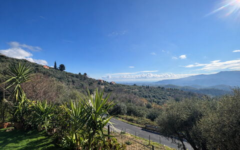 Casa di Bruna Seaview, Albenga: Ciel, Montagnes Relief, La Nature, Végétation, Colline, Horizon, Paysage Naturel, Montagnes, Paysage, Communauté Des Plantes