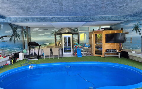 Naturnah mit Pool und Sauna: Piscine, Loisir, Recours, Cour, Arrière-Cour, Eco Hôtel, Gazon Artificiel, Hôtel