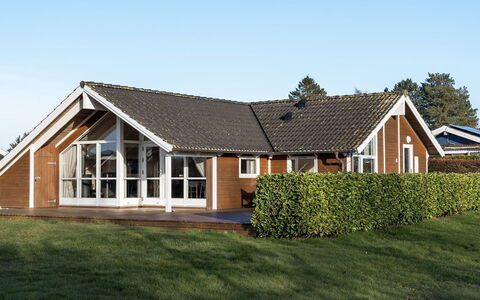Nicolaus - 1.3Km from the Sea: Chalet, Arrière-Cour, Cour, Batiments Jardin, Cabanon, Siding, Mobilier De Jardin, Cabane En Rondins, Structure En Plein Air, Cabane