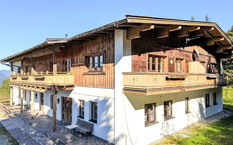 Sankt Johann in Tirol 25: Sol, Luminaire Plomberie, Salle De Bains, Design Intérieur, Bois, Sol, Plomberie, Éclairage, Robinet, Meubles
