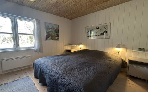 Catha - 200M from the Sea: Lit, Chambre, Bois, Drap De Lit, Literie, Sol, Design Intérieur, Sol, Plafond, Cadre De Lit