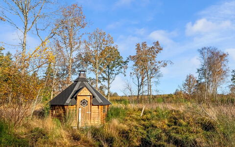 Emelia - 4.2Km from the Sea: Paysage Naturel, Maison, Zone Rurale, Paysage, Chalet, Banque, Lac, Forêt, Réservoir