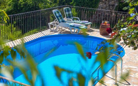 Sirotnjak 1: Paysage Naturel, Maison, Zone Rurale, Paysage, Chalet, Banque, Lac, Forêt, Réservoir
