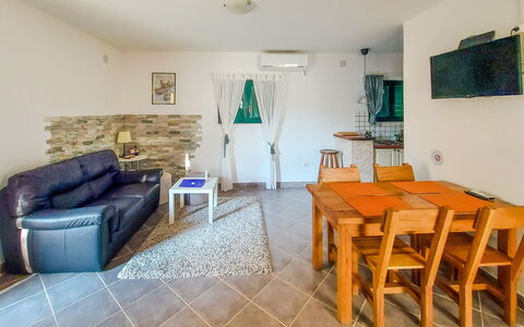 Sandra: Paysage Naturel, Maison, Zone Rurale, Paysage, Chalet, Banque, Lac, Forêt, Réservoir