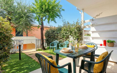Spritz Home: Meubles, Mobilier De Jardin, Chaise, Jardin, Domicile, Ombre, Tableau De Plein Air, Arrière-Cour, Cour, Aménagement Paysager
