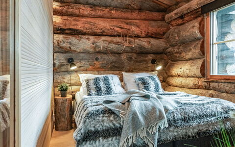 Tunturin Villa Pipo: Bois, Chambre, Design Intérieur, Linge, Literie, Lit, Sol, Drap De Lit, Sol, Cadre De Lit