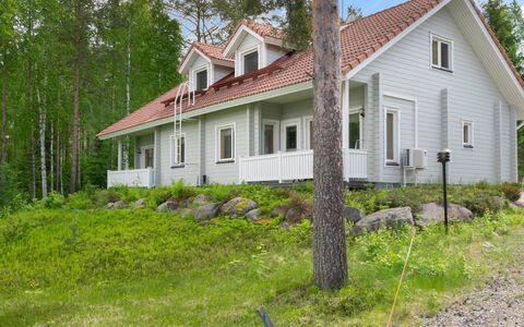 Vuokatti Villas Susi: Design Intérieur, Meubles, Canapé, Sol, Sol, Pièce, Plafond, Salon, Appartement