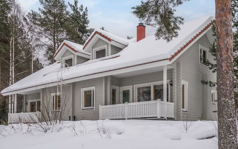 Vuokatti Villas Susi: Bâtiment, Zone Résidentielle, Fenêtre, Maison, Domicile, Toit, Architecture, Quartier, Façade, Ville