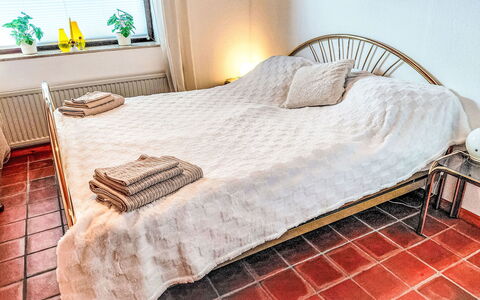 Schwalenberg 196: Lit, Chambre, Literie, Drap De Lit, Meubles, Sol, Bois, Design Intérieur, Sol, Linge