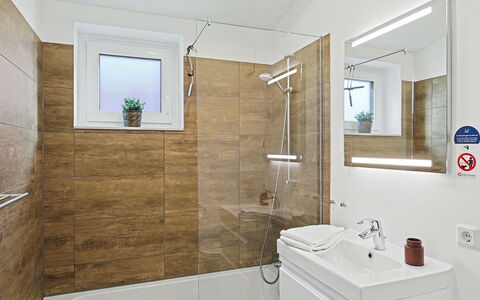 Seezeit: Sol, Mur, Sol, Bois, Luminaire Plomberie, Design Intérieur, Salle De Bains, Plomberie, Robinet, Évier