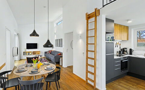 Seezeit: Design Intérieur, Sol, Bois, Sol, Plafond, Meubles, Pièce, Cuisine, Salon, Appartement