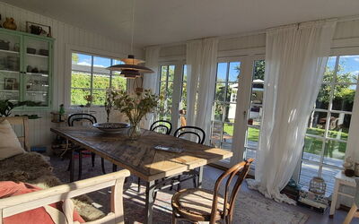 Yvette - 350M from the Sea