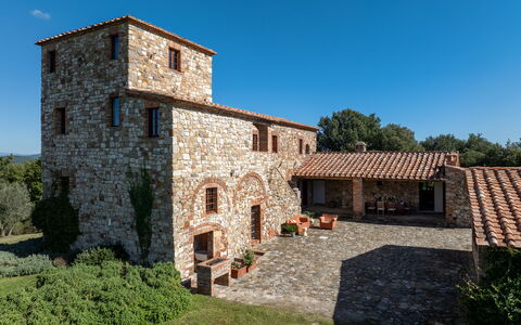 Il Gabbro, Luxury Experience: Mur, Bâtiment, Architecture, Façade, Maison, Paysage, Zone Rurale, Mur De Pierre, Biens, Porte