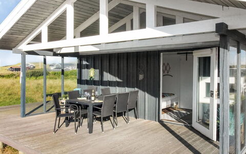 Kanutte - 250M from the Sea: Bois, Meubles, Appartement, Pièce, Plafond, Tache De Bois, Chaise, Dur, Vernis, Lumber