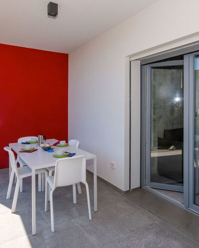 One Life Suites 185.5