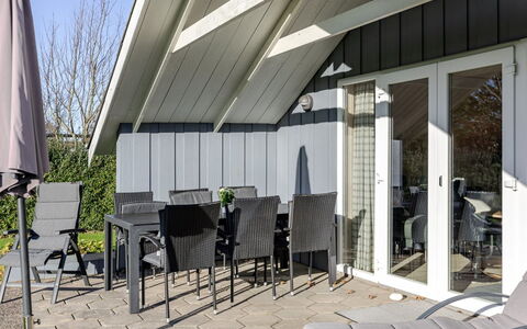 Gerarda - 450M from the Sea: Chalet, Arrière-Cour, Cour, Batiments Jardin, Cabanon, Siding, Mobilier De Jardin, Cabane En Rondins, Structure En Plein Air, Cabane