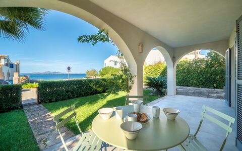Can Popi: Mer, Recours, Ombre, Chaise, Mobilier De Jardin, Plante D'Appartement, Villa, Hôtel, Eco Hôtel