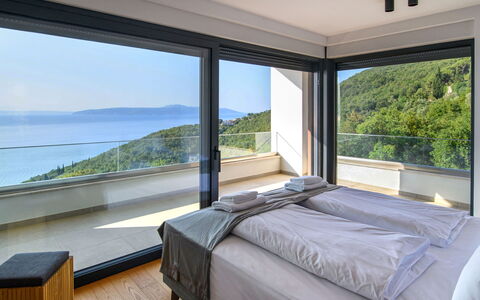 Marmonte: Chambre, Lit, Literie, Oreiller, Daylighting, Eco Hôtel, Appartement Penthouse, Recours, Villa, Hôtel