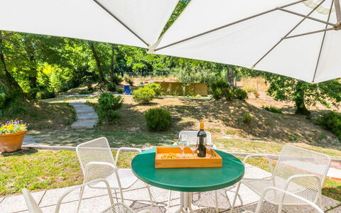 Giorgina: Meubles, Mobilier De Jardin, Chaise, Table, Tableau De Plein Air, Parapluie, Table Cuisine Et Salle A Manger, Ombre, Jardin, Table Basse