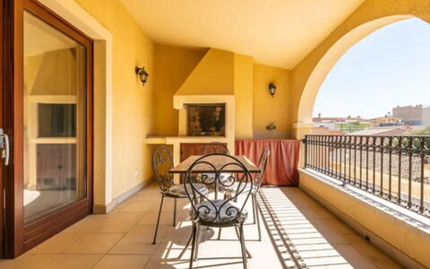 Casa Elena: Sol, Design Intérieur, Sol, Plafond, Appartement, Domicile, Tache De Bois, Moulage, Balcon, Chaise