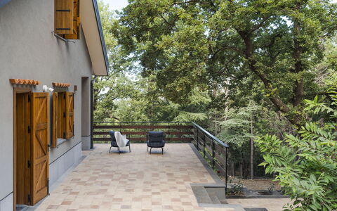 Casa Gibel: Bois, Composite, Ombre, Dur, Plate-Forme, Béton, Porche, Tache De Bois, Mobilier De Jardin, Jardin