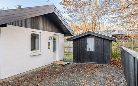 Gildo - 30Km from the Sea: Toit, Maison, Neige, Architecture, L'Hiver, Domicile, Chalet, Gelé, Cabanon, Pente