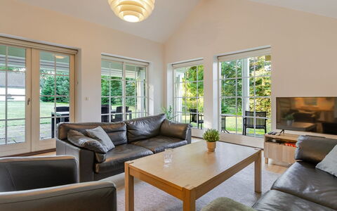 Ørger - 30Km from the Sea: Toit, Maison, Domicile, Chalet, Porte, Siding, Plate-Forme, Porche, Planche, Dur