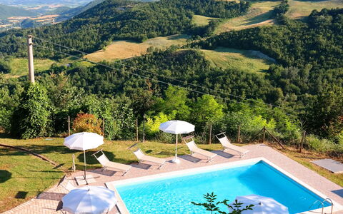Villa Altavista: Montagnes Relief, Colline, Piscine, Montagne, Montagnes, Mobilier De Jardin, Station De Montagne, Recours, Chaîne De Montagnes, Eco Hôtel