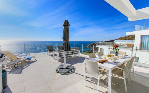 Nerja View with Infitinity Pool: Mer, Côte, Océan, Recours, Balcon, Hôtel, Station Balnéaire, Chaise, Villa, Baie