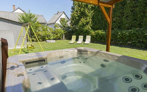 Wild Grape: Piscine, Baignoire, Recours, Jardin, Arrière-Cour, Tache De Bois, Jacuzzi, Eco Hôtel, Ombre
