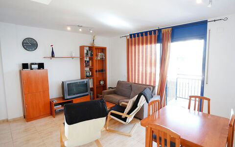 Minini: Pièce, Propriété, Meubles, Bâtiment, Design Intérieur, Maison, Salon, Sol, Plafond, Immobilier
