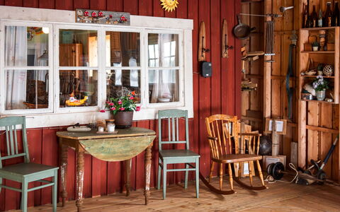 Viksjö Utsikten: Meubles, Bois, Design Intérieur, Chaise, Sol, Table, Éclairage, Sol, Tache De Bois, Salle À Manger