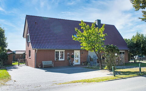 Die Dorfperle: Bâtiment, Maison, Toit, Domicile, Zone Résidentielle, Chalet, Quartier, Architecture, Établissements Humains, Allée