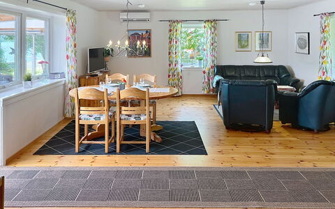 Hults-Kulla: Meubles, Sol, Sol, Bois, Design Intérieur, Plafond, Parquet, Table, Canapé, Salon