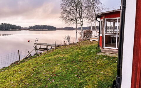 Hults-Kulla: Maison, Chalet, Domicile, Zone Rurale, Toit, Lac, Réservoir, Ferme, Réflexion, Porche