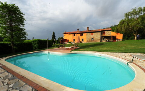 Villa Vindelbono: Piscine, Biens, Recours, Hacienda, Eco Hôtel, Villa, Arrière-Cour, Ferme