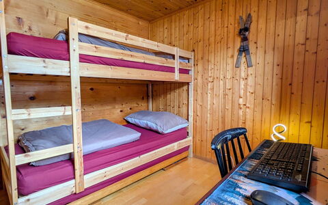 Ember: Lit Superposé, Bois, Sol, Sol, Design Intérieur, Meubles, Chambre, Plafond, Pièce, Lit