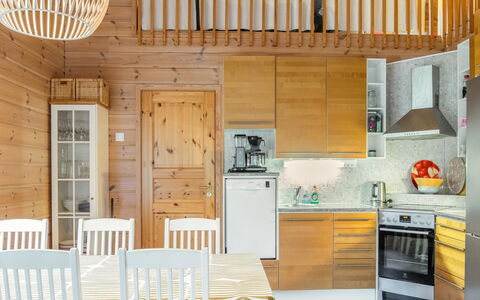 Sinikiiruna: Meubles, Design Intérieur, Sol, Bois, Luminaire, Plafond, Cuisine, Sol, Éclairage, Pièce