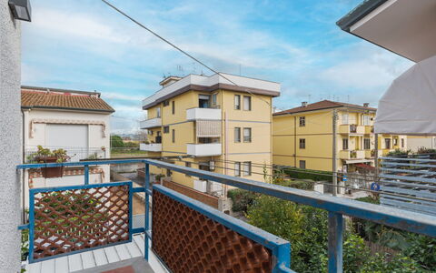 Minù: Appartement, Zone Résidentielle, Balcon, Condominium