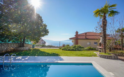 Opatija Matulji 406: Bleu, Piscine, Zone Résidentielle, Recours, Eco Hôtel, Biens, Dalle, Villa, Ombre, Aménagement Paysager