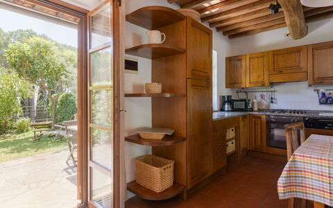 Steffi'S House: Meubles, Bois, Sol, Design Intérieur, Cabinetry, Cuisine, Sol, Comptoir, Domicile, Placard